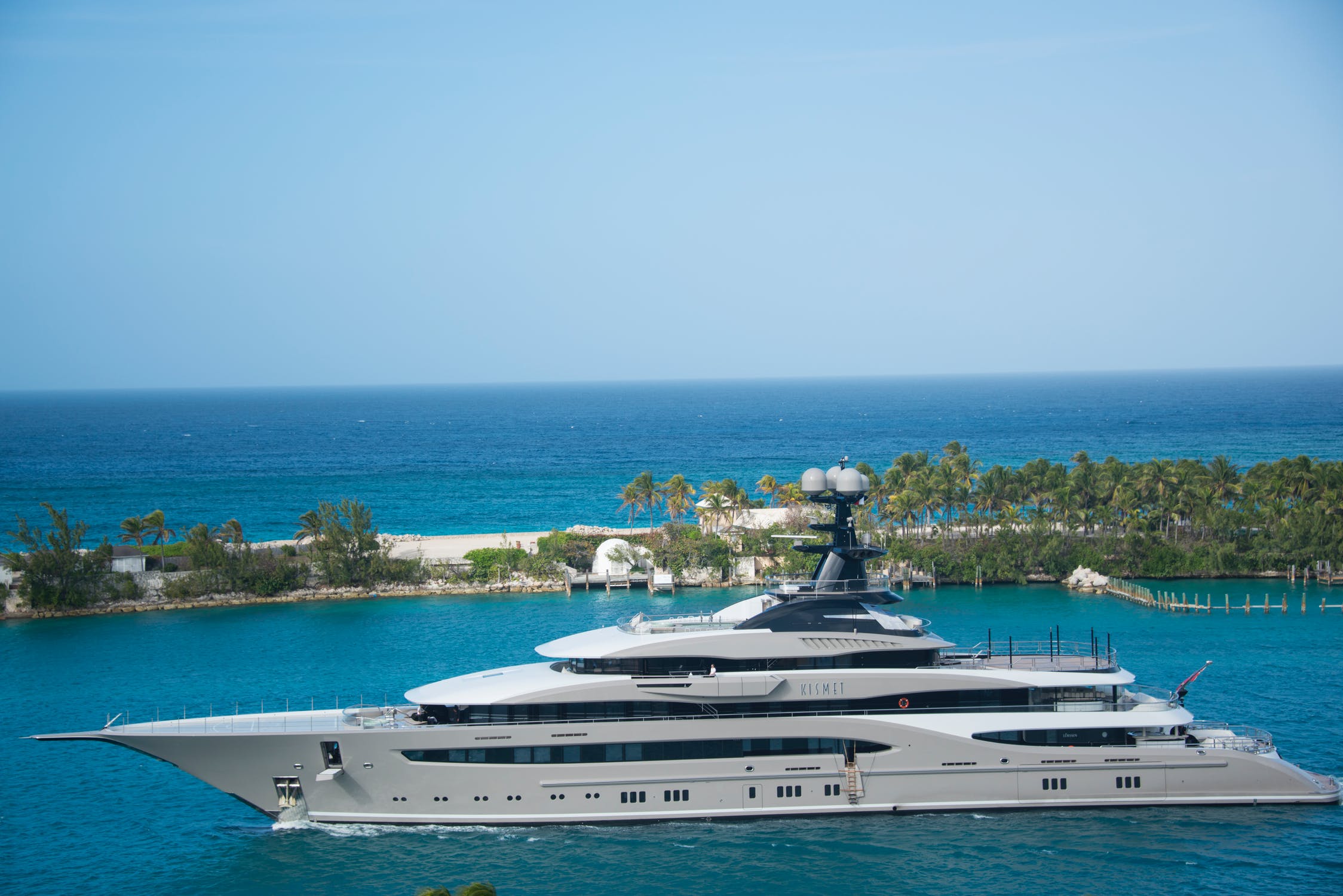 yacht